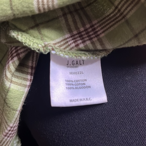 Cutest Plaid midi length skirt! - Picture 6 of 7